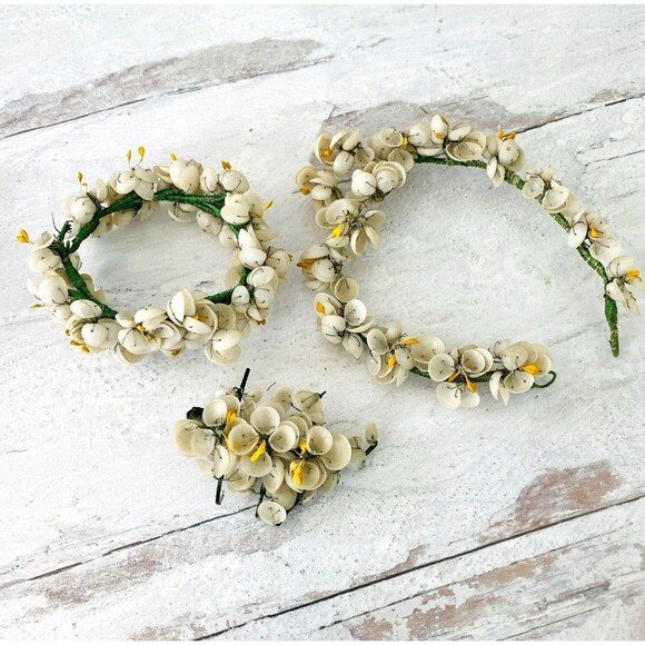 Vintage Millinery Bridal Flowers Lot Picks Bouquets Tiaras Hand Made Tiny Shells - Picture 15 of 16